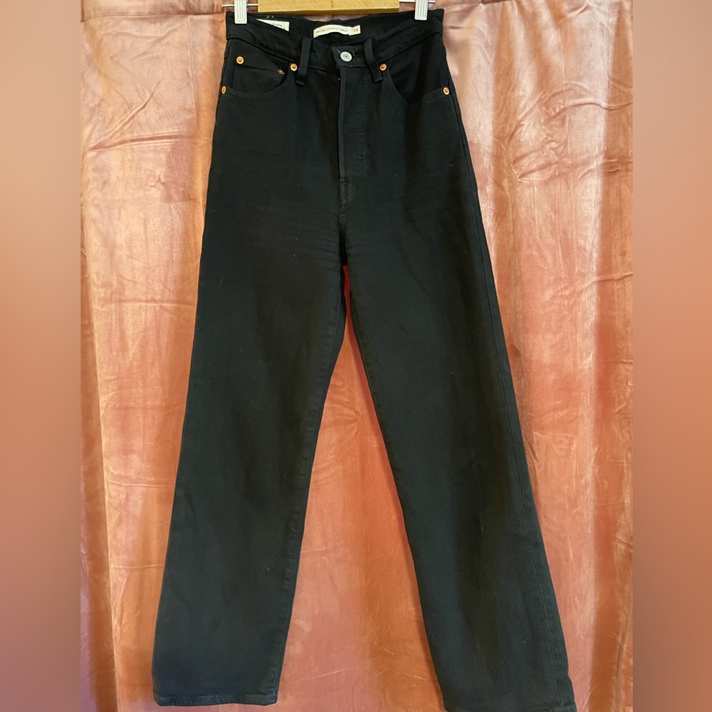 Levi’s Premium Ribcage Straight Ankle